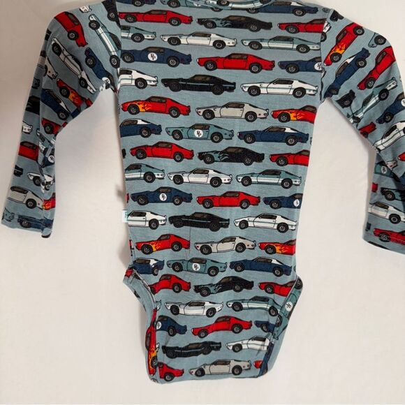 Posh Peanut Race Cars Bamboo Long Sleeves Bodysuit 0-3 Months Excellent - Picture 9 of 12